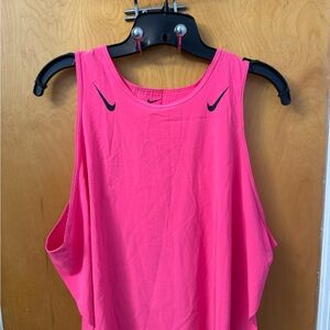 Nike Women's dri fit ADV Aeroswift cropped tank